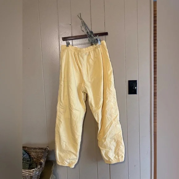 Catalina Vintage Track Windbreaker Pants Zipper Leg Size Medium Petite Yellow - Picture 9 of 9